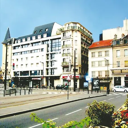 Foch Gare Hotel